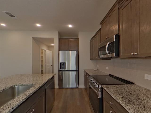 Building Photo - 2549 Dulaney Dr