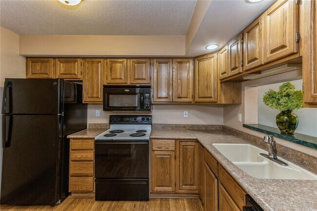 Foto del edificio - 941 Grand Avenue Ct