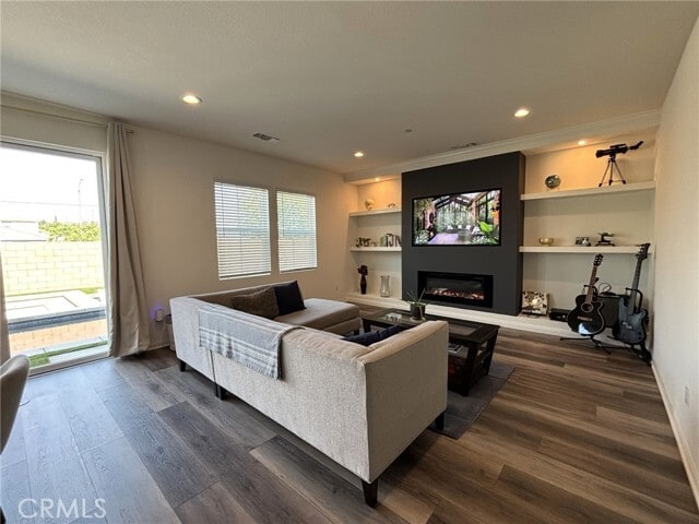 Foto del edificio - 9605 Bonsai Ln