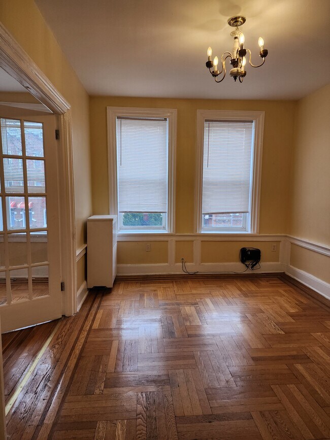 Living room - 6102 23rd Ave