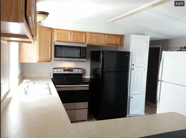 Foto del edificio - 2836 Ruth Dr