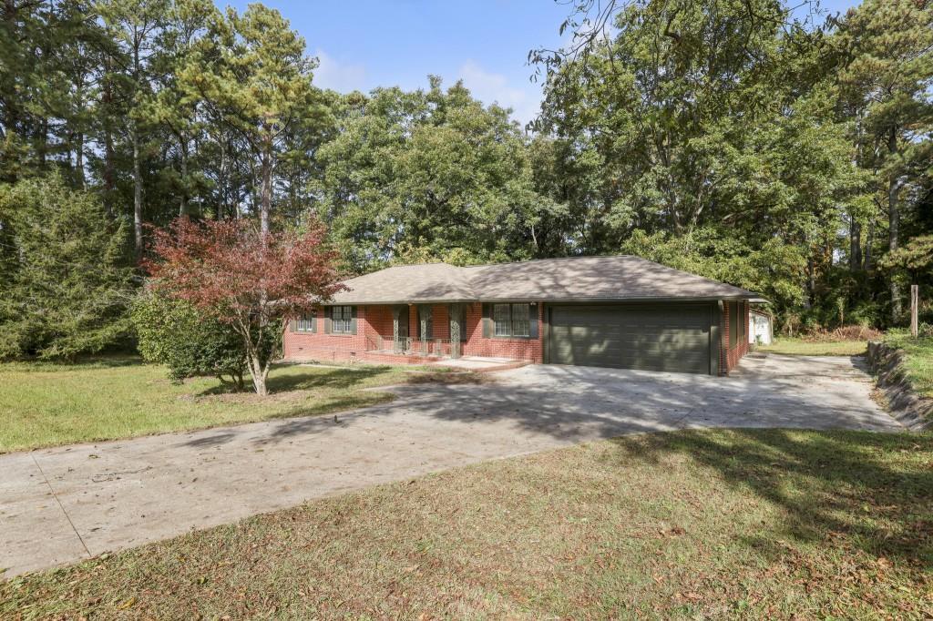 Foto principal - 4236 Chamblee Tucker Rd