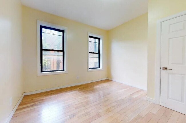 Foto del edificio - West 184th Street