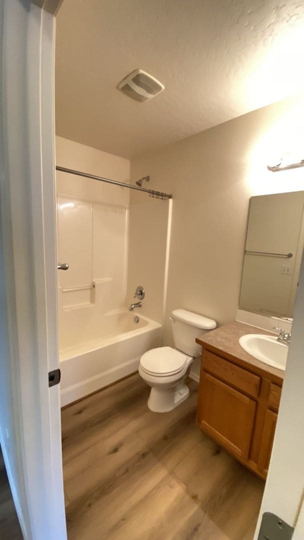 Building Photo - SINGLE FAMILY HOME IN THE LANDINGS