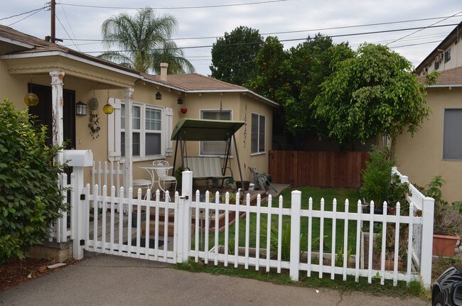  - 1915 Landis St