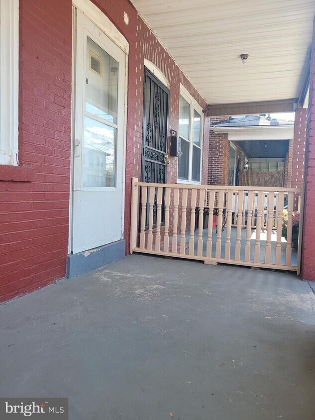 Foto del edificio - 15 Trent Ave