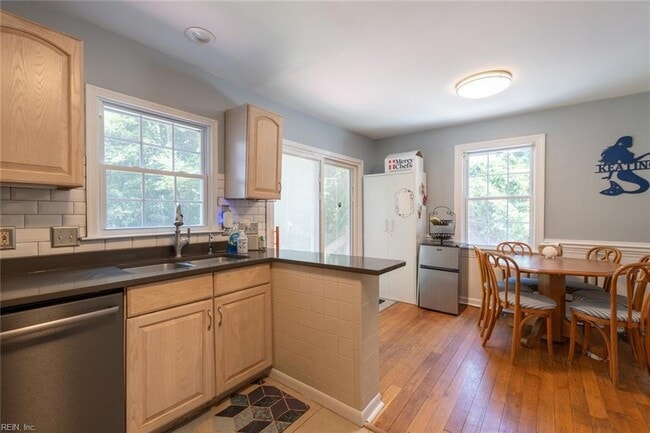Foto del edificio - 8065 W Glen Rd