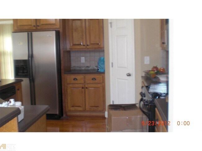 Building Photo - 2636 Hollow Pine