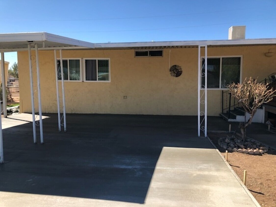 Primary Photo - 3 Bedroom Single Family Home in Benson