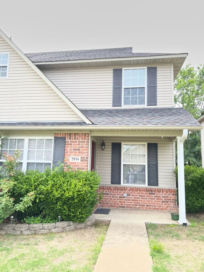 Building Photo - 2816-2818 Fairway Hamlet Ct