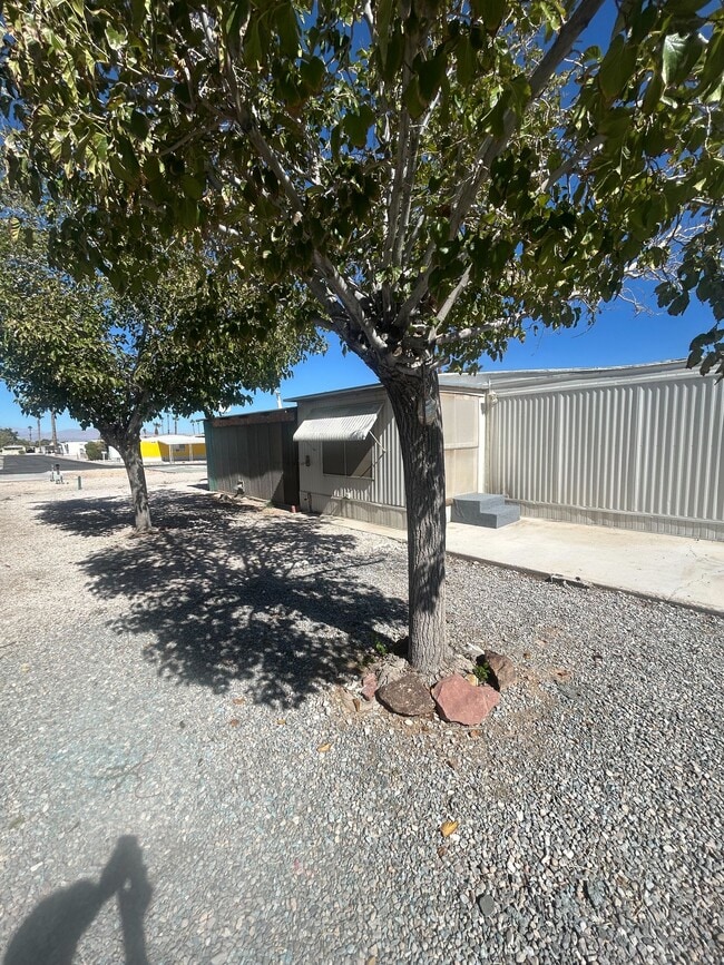 Foto del edificio - 3601 E Wyoming Ave