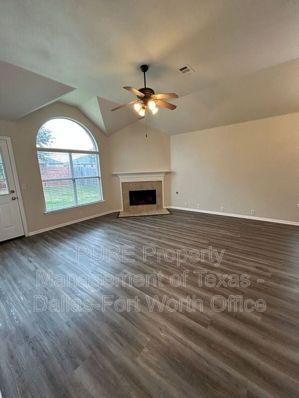 Foto del edificio - 625 Spanish Oak Ct