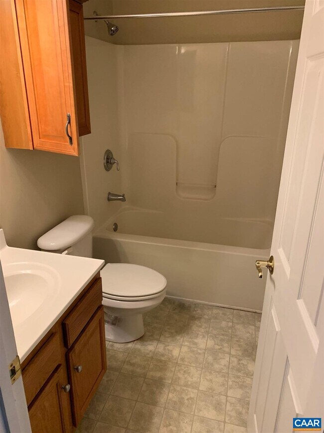 Foto del edificio - 131 BURNETT St