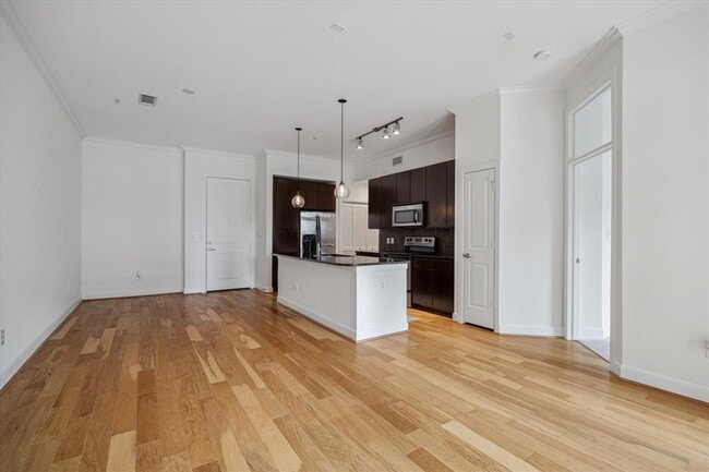Building Photo - 300 St Joseph Pkwy