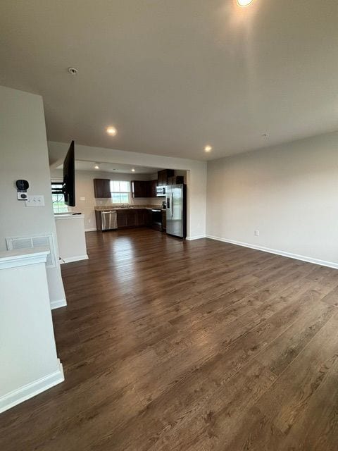 Building Photo - 62 Rose Gln Ct