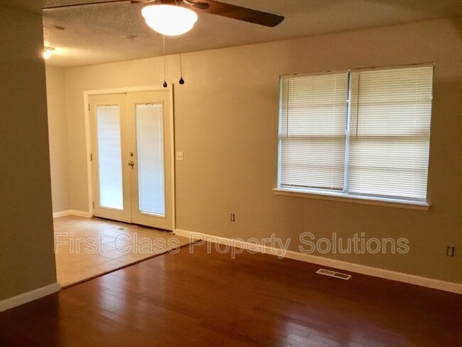 Foto del edificio - 9725 NE 2nd St