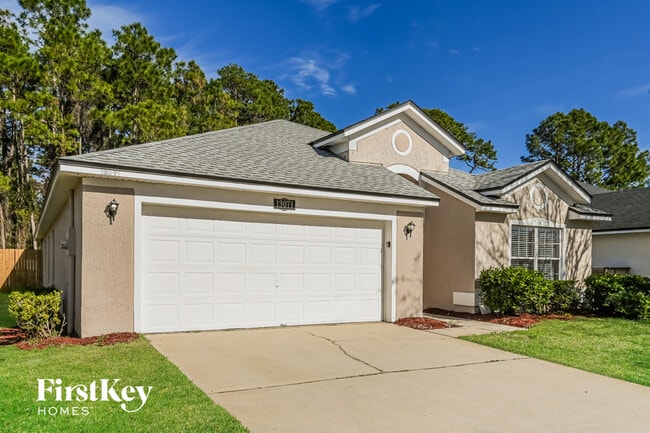 Building Photo - 13071 Chets Creek Dr N