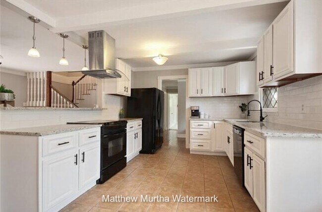 Cocina - 8416 State Line Rd