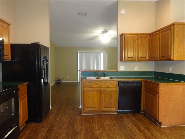 Building Photo - 1571 Graduation Ln