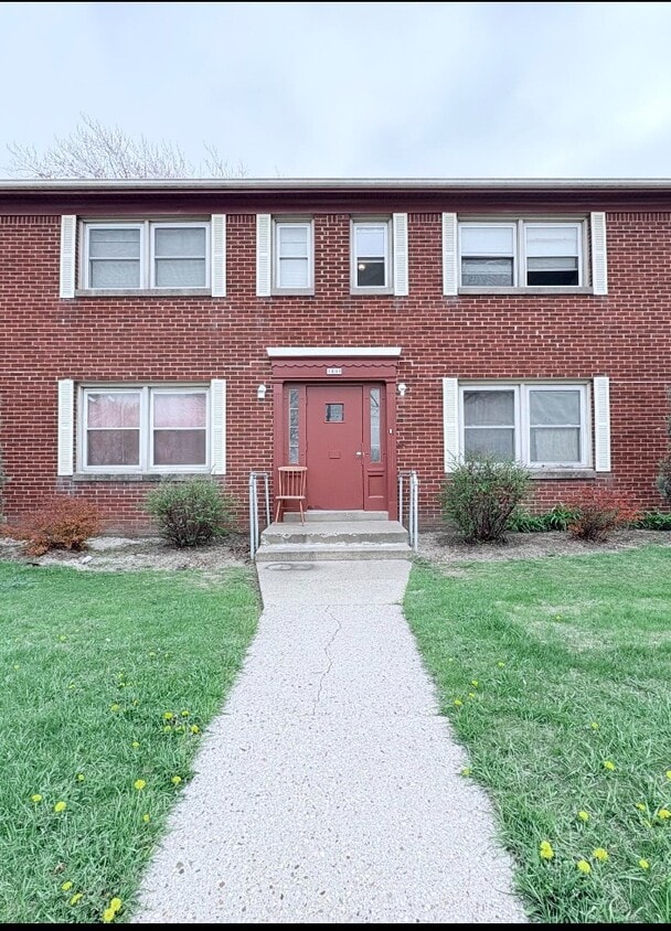 Building Photo - 1801 W Oklahoma Ave