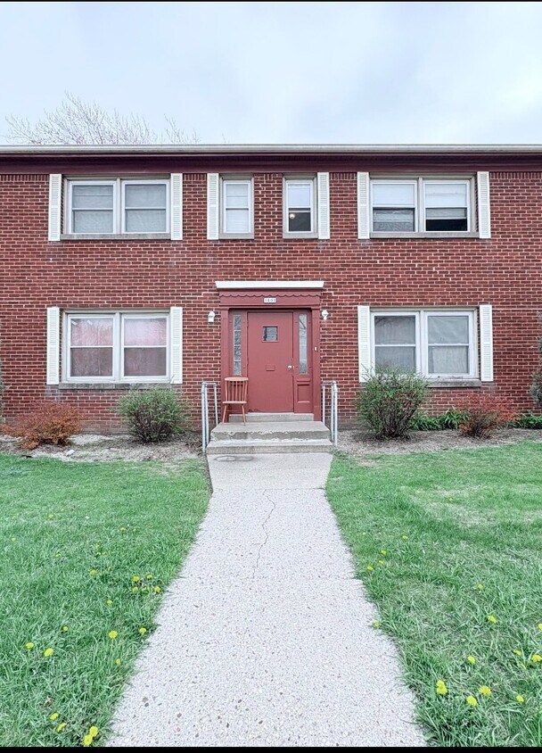 Building Photo - 1801 W Oklahoma Ave