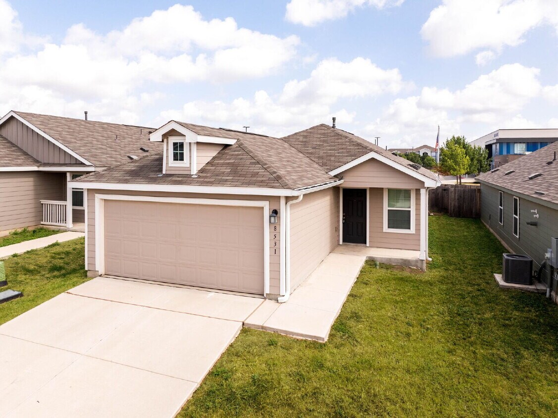 Primary Photo - Welcome to Your New Home! Enjoy FREE RENT! Ask Us How!!