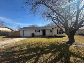 Building Photo - 1710 N 60th St