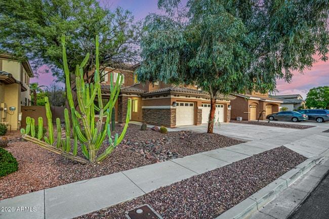 Foto del edificio - 5211 N 193rd Ave