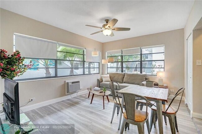 Foto del edificio - 828 NE 17th Ave