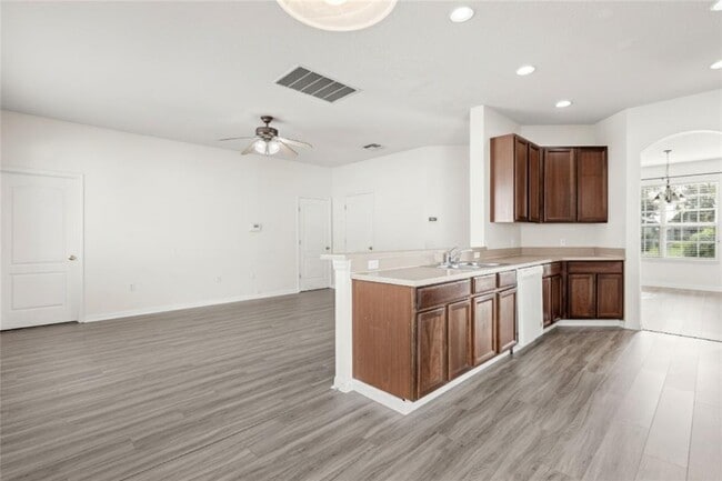 Building Photo - 3817 Blue Dasher Dr