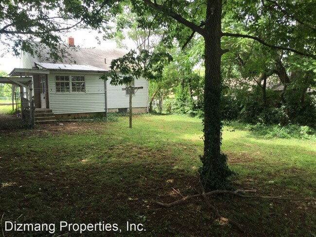 Building Photo - 2 br, 1 bath House - 1517 W State St.