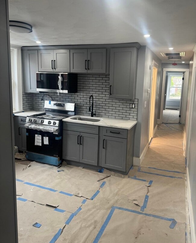 Photo - 140 S Common St Apartment