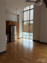 Building Photo - 2200 Lyndhurst Ave Building Photo - 2200 Lyndhurst Ave