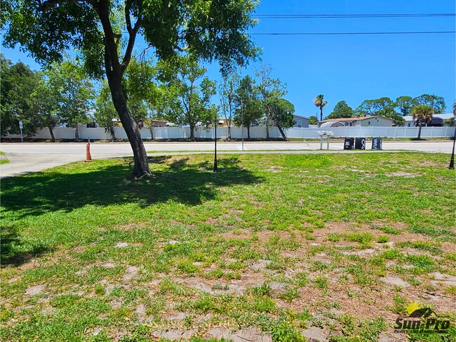 Foto del edificio - 556 Taylor Rd