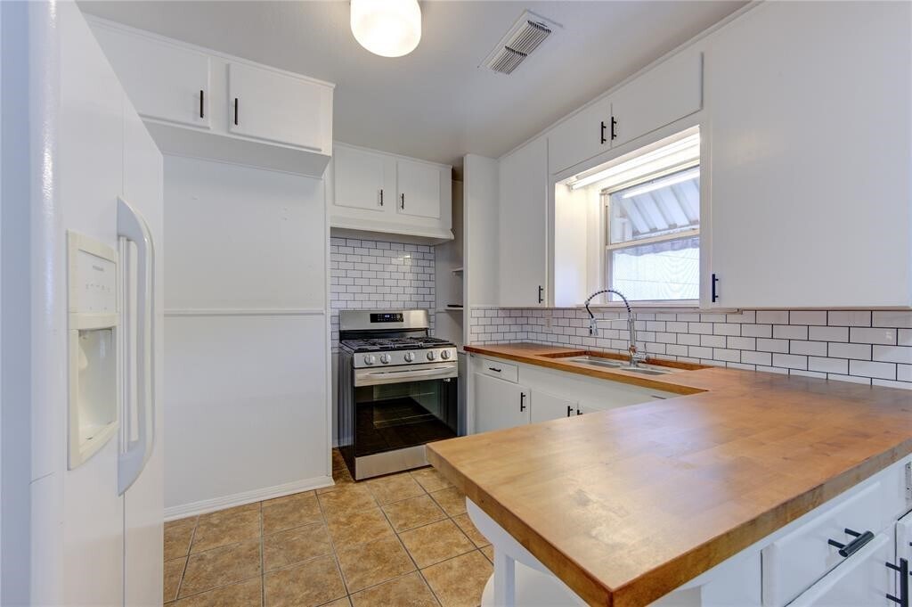 Foto del edificio - 1823 Tabor St