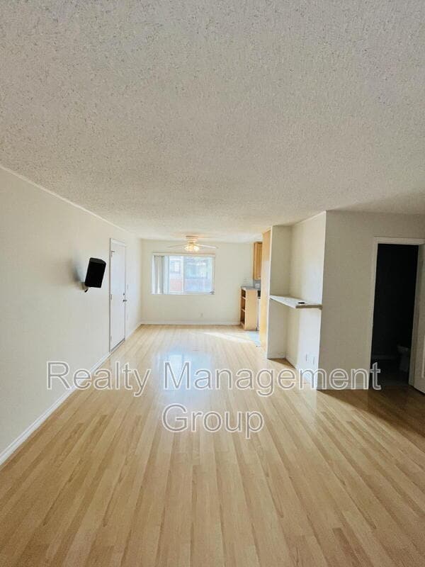 Foto del edificio - 4800 Williamsburg Ln