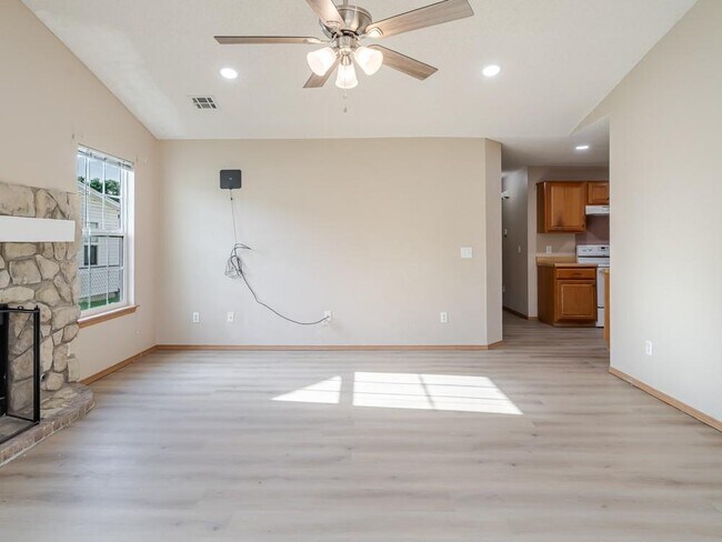 Foto del edificio - 3005 SW 14th St