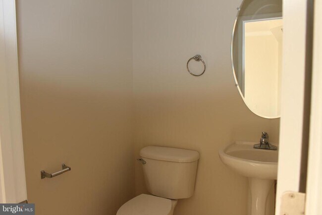 Foto del edificio - 16382 Gangplank Ln