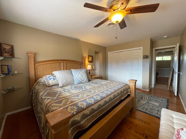 Building Photo - 120 Cochise Dr