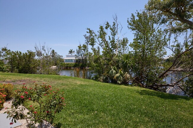 Building Photo - 9436 Sage Ct