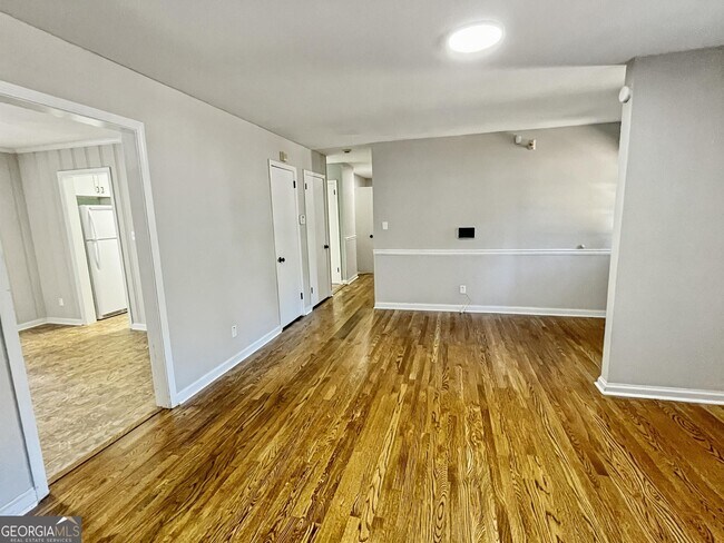 Foto del edificio - 1831 Tanglewood Rd