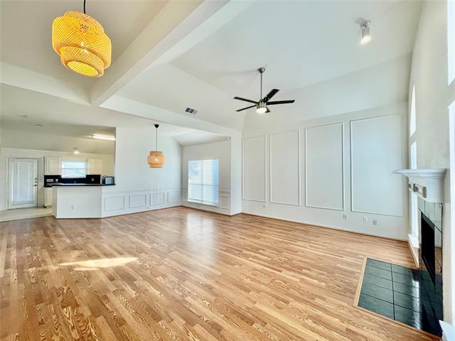 Foto del edificio - 2015 Silverway Ln