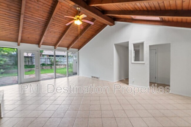 Foto del edificio - 3206 W 79th St
