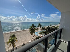 Building Photo - 2301 S Ocean Dr
