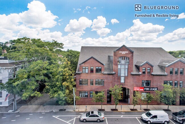 Foto del edificio - 245 Walnut St