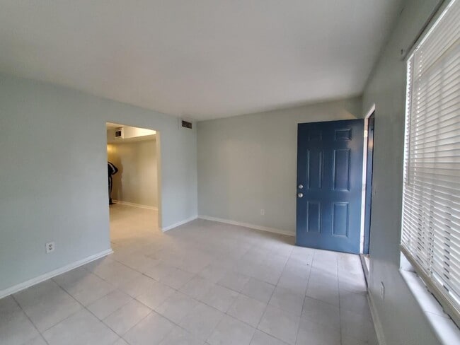 Foto del edificio - 2840 Cook St