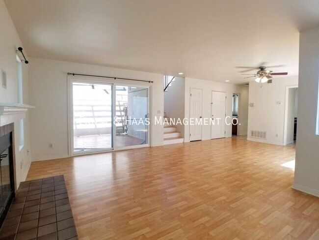 Foto del edificio - 3824 Golden Ave