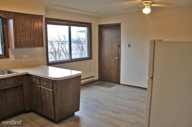 Building Photo - 6216 W 65th St