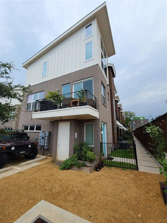 Foto del edificio - 4626 Munger Ave