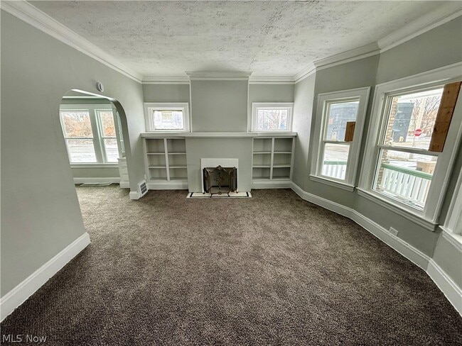 Foto del edificio - 9215 Yale Ave